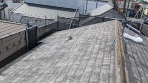 さいたま市保土ヶ谷区にて行った屋根修理（スーパーガルテクトへのカバー工法）施工前の様子