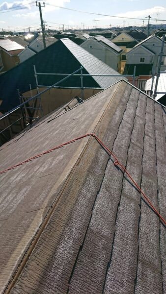 さいたま市浦和区にて屋根修理＜スレート屋根から横段ルーフへのカバー工法＞の施工前写真